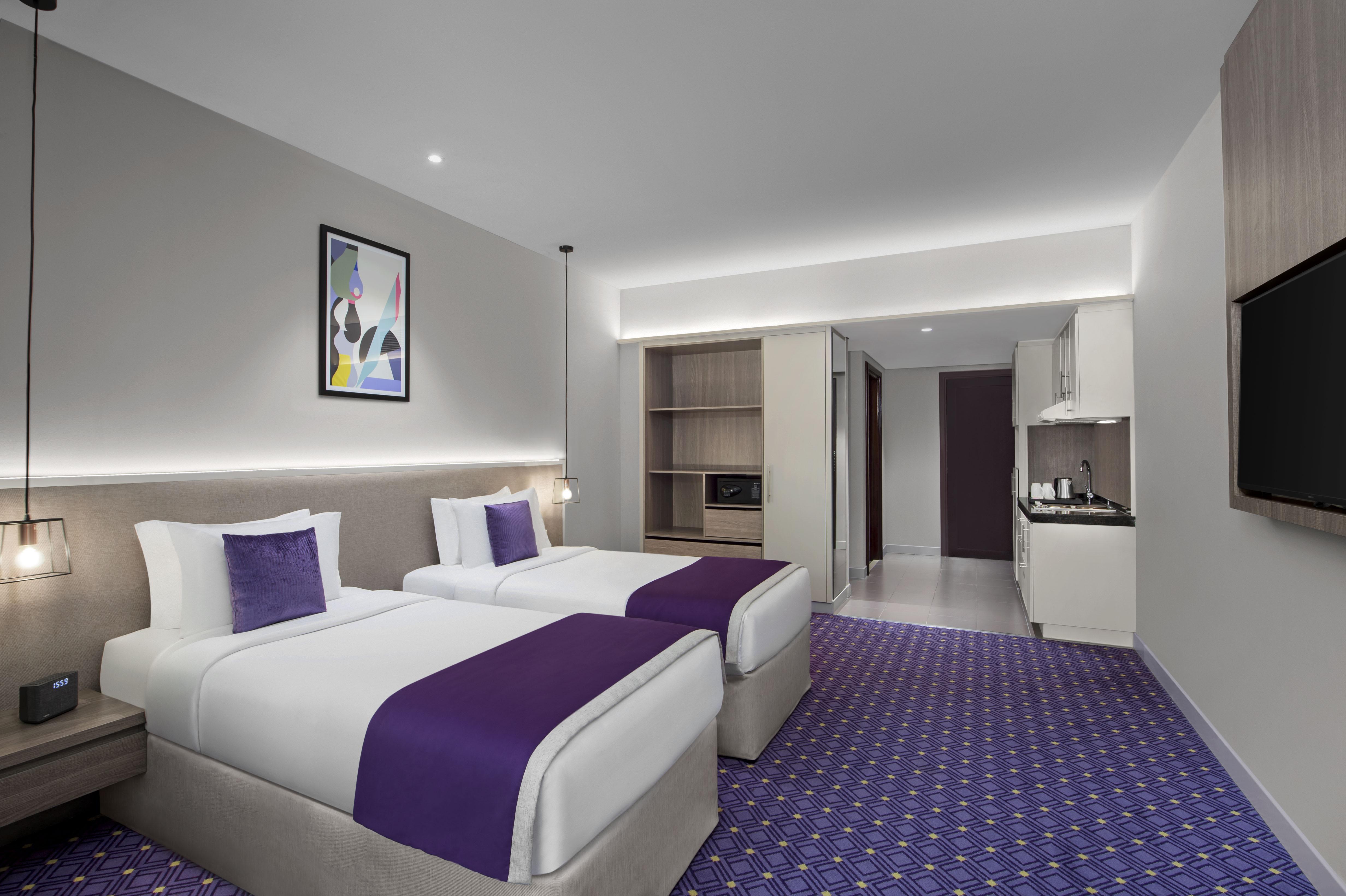 Leva Hotel Mazaya Centre Dubai Bagian luar foto