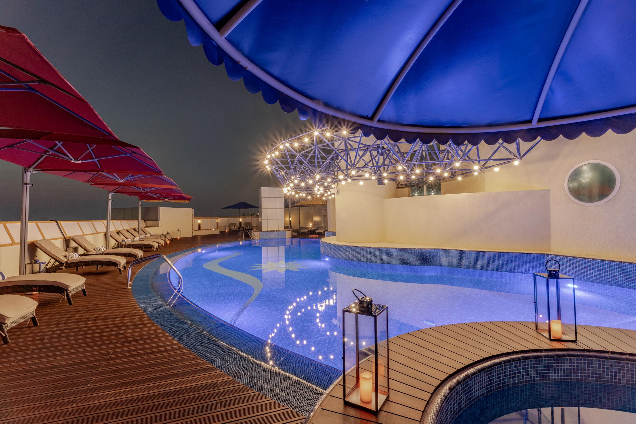 Leva Hotel Mazaya Centre Dubai Bagian luar foto